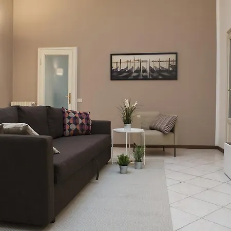 Apartamento Federico Roomy Milão